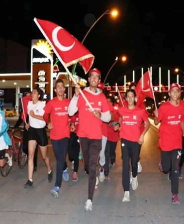 Ağrı 15 Temmuz Koşusu Genç Sporcular Bir Arada