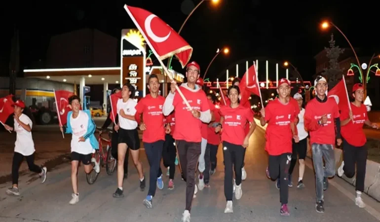 Ağrı 15 Temmuz Koşusu: Genç Sporcular Bir Arada