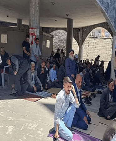 Ağrının Meydan Camii Yaz Aylarında Cuma Namazı