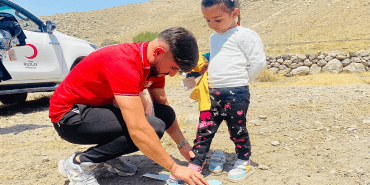 Kızılay Yardımları Doğubayazıtta Çocuklara Destek