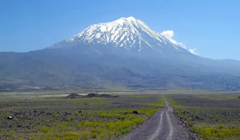 Ağrı Dağı Koşu ile Zirveye Ulaşmanın Keyfi