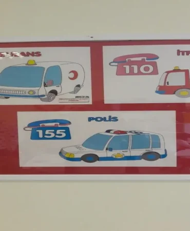 Ambulans ve Polis Etkinliği Eğlenceli Bir Gün