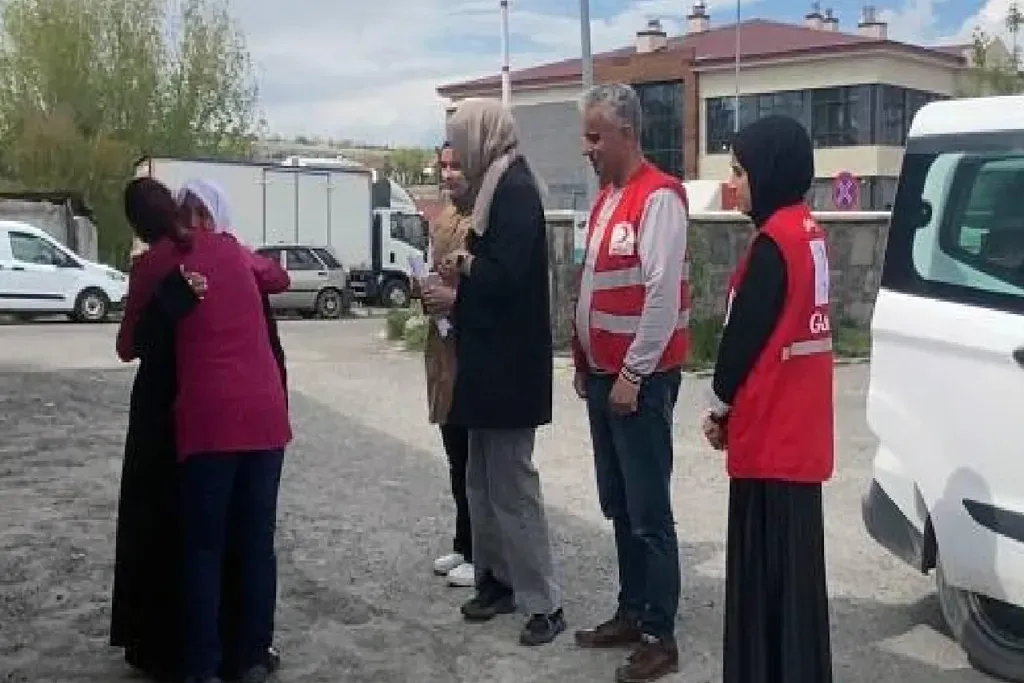 Kızılay Doğubayazıt ile Sıcak Havada Serinlik İmkanı