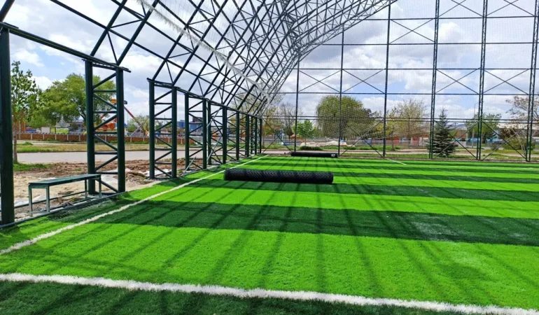 Dedeli Halı Saha: Gençlerin Yeni Buluşma Noktası