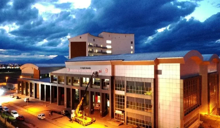 Ağrı Eğitim ve Araştırma Hastanesi’nde Yeni Dönem