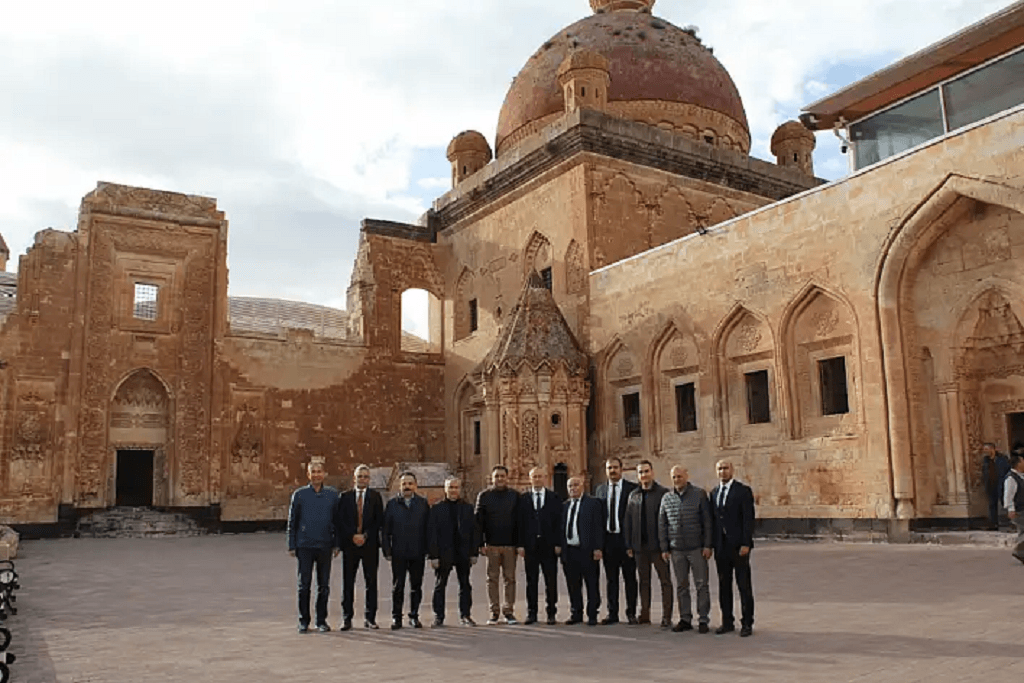 Doğubayazıt Eğitim Ziyareti Önemli İsimler Bir Arada