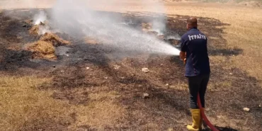Ağrı tarla yangını