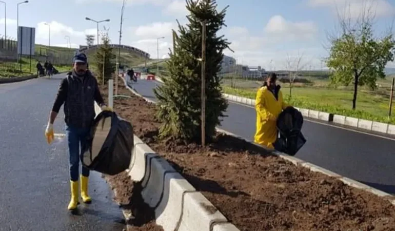 Ağrı Temizlik Çalışmaları ile Çevre Bilincini Artırıyor