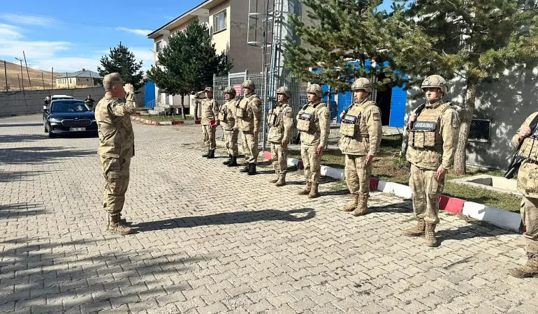 Ağrı Jandarma Ziyareti Eleşkirt’e Moralli Destek