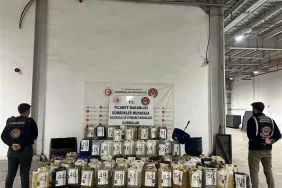 Ağrı Uyuşturucu Operasyonu Sıvı Metamfetamin Ele Geçirildi