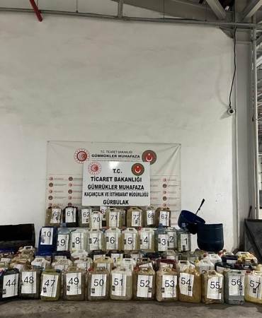 Ağrı Uyuşturucu Operasyonu Sıvı Metamfetamin Ele Geçirildi  Eleşkirt Haber Ağrı Uyuşturucu Operasyonu Sıvı Metamfetamin Ele Geçirildi