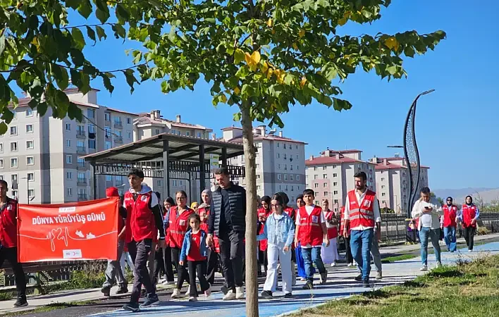 Ağrı Yürüyüş Etkinliği ile Sağlıklı Yaşamı Destekle