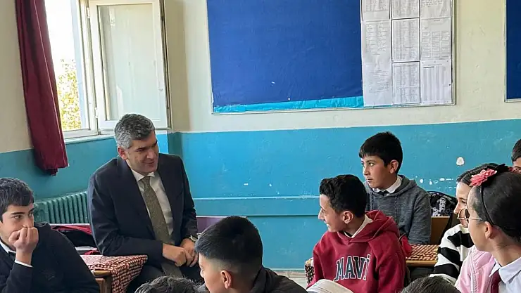 Diyadin Kaymakamı Furkan Korkusuz Öğrenci Taleplerini Dinledi