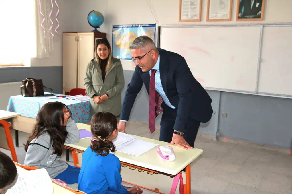 Doğubayazıt eğitim ziyaretleri Okullarda motivasyon artışı