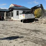 Eleşkirt Belediyesi otogar yıkımı başladı