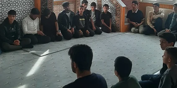 Hafızlara Seminer Peygamber Ahlakı ve Aile Değerleri